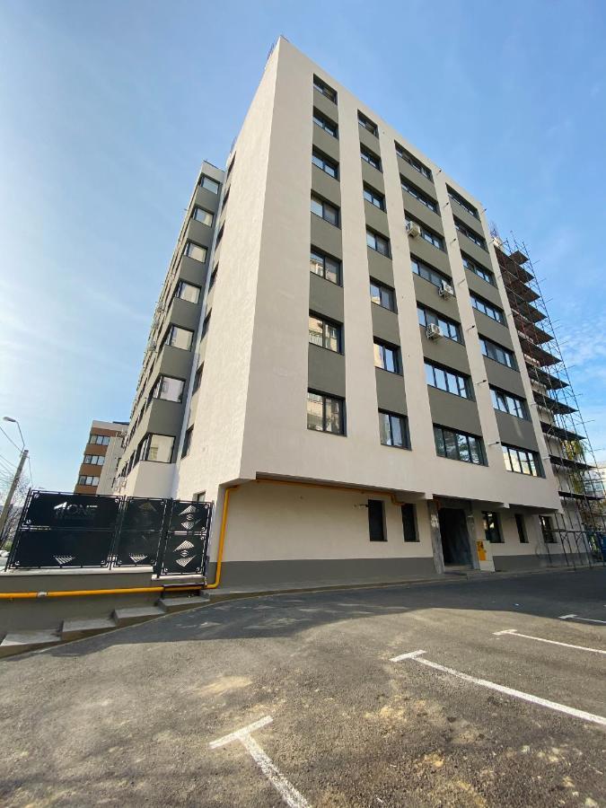 Njunior Apartment 02 Iasi Ngoại thất bức ảnh